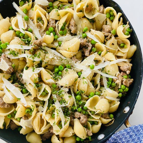 30 Minute Parmesan Pasta and Peas - Recipe photo by amycaseycooks