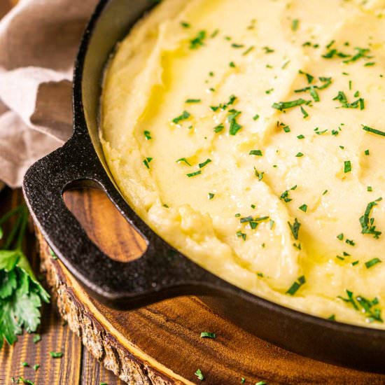 Smoked Mashed Potatoes - Recipe photo by Burrata and Bubbles