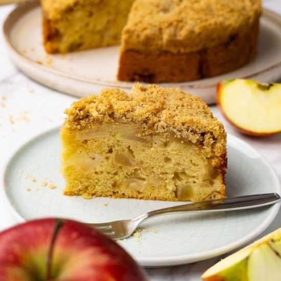 Apple crumb cake - Recipe photo by sugarpursuit