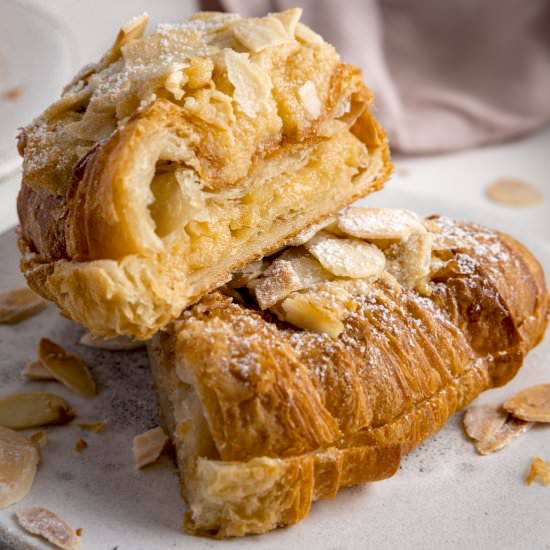 Almond Croissants - Recipe photo by KitchenSanctuary