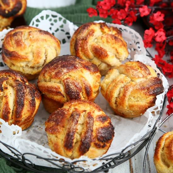 Braided Coconut Buns - Recipe photo by angiesrecipes
