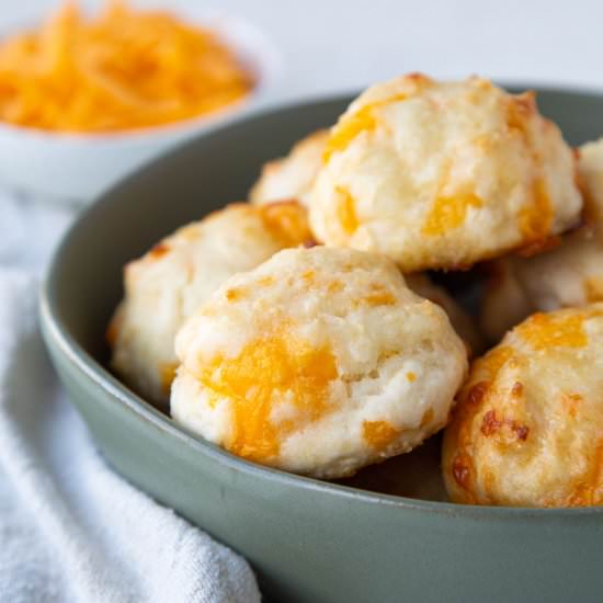 Bisquick Cheddar Biscuits - Recipe photo by giftofhospitality