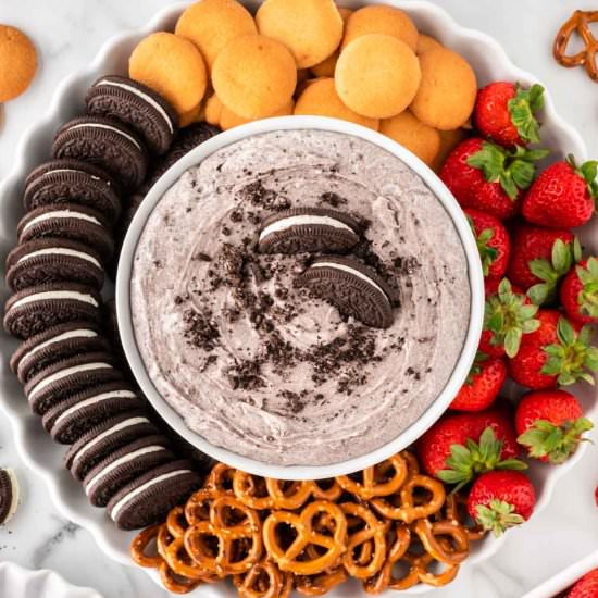 Oreo Dip - Recipe photo by buildyourbite