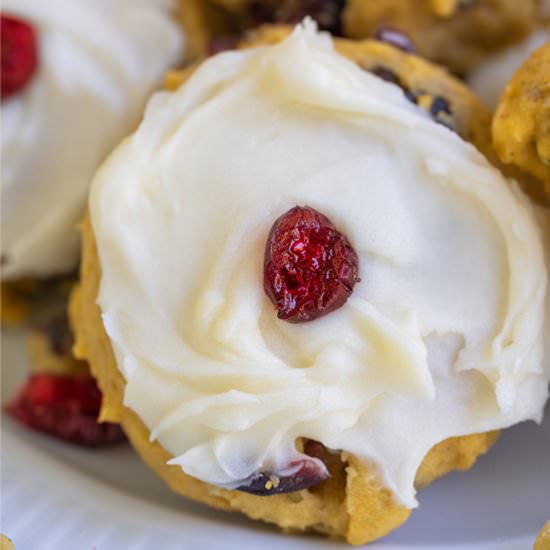 Pumpkin and Cranberry Cookies - Recipe photo by Mycookiejourney
