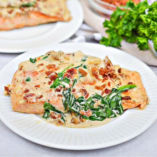 CREAMY KETO TUSCAN SALMON - Recipe photo by Stylish Cravings