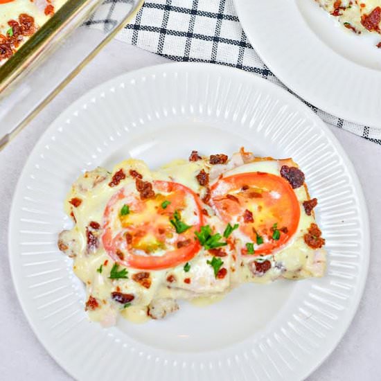 KETO KENTUCKY HOT BROWN CASSEROLE - Recipe photo by Stylish Cravings