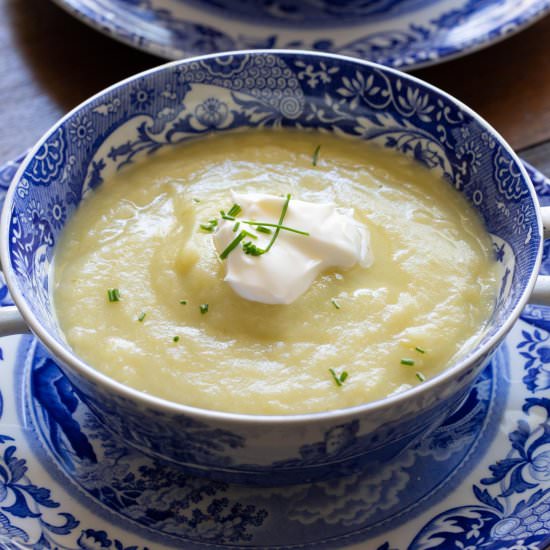 Potage Parmentier – Potato Leek Sou - Recipe photo by GiangisKitchen