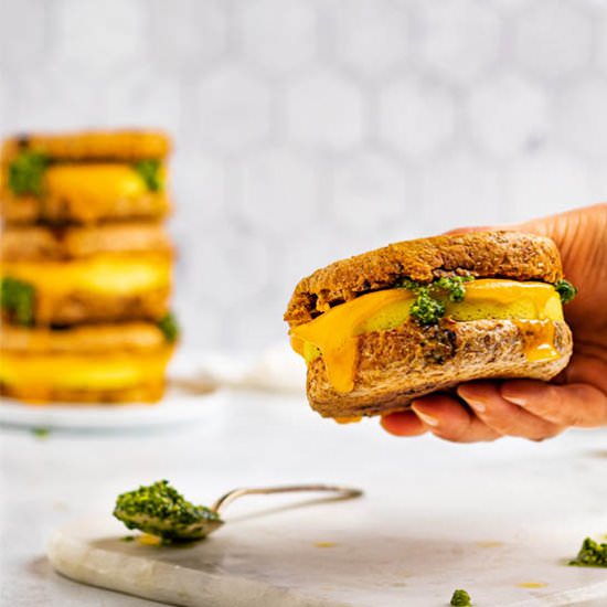 Make Ahead Breakfast Sandwiches - Recipe photo by Robust Recipes