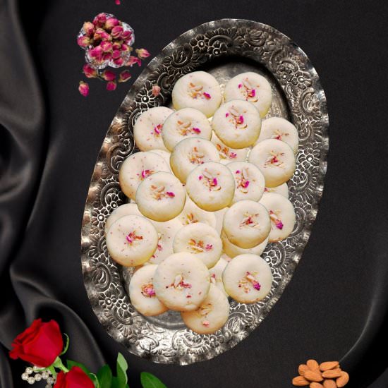 Easy Peda [Indian Milk Fudge] - Recipe photo by livingsmartandhealthy