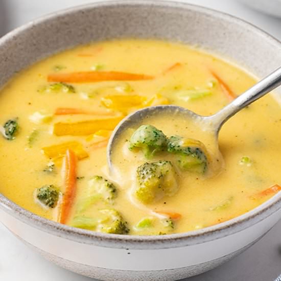 Broccoli Cheddar Soup - Recipe photo by bellyfull