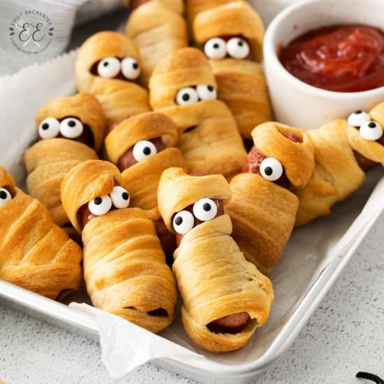 Mummy Pigs in a Blanket - Recipe photo by emilyenchanted