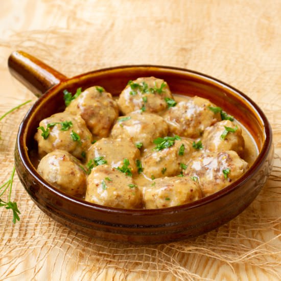 Swedish meatballs - Recipe photo by mecooks.com