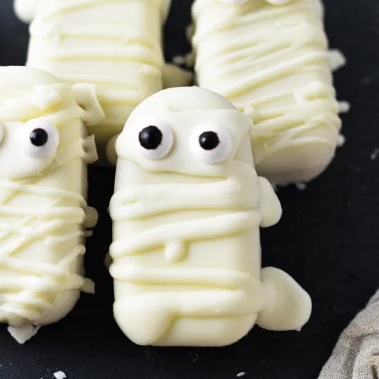 Cake Mix Mummy Cakesicles - Recipe photo by atasteofmadness