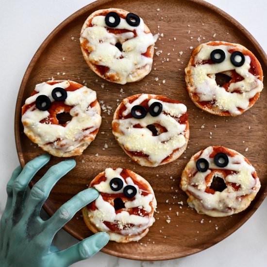 Mini Bagel Mummy Pizzas - Recipe photo by justataste