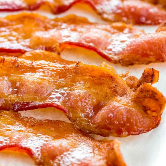 How to Cook Bacon in the Oven - Recipe photo by Jessica Gavin