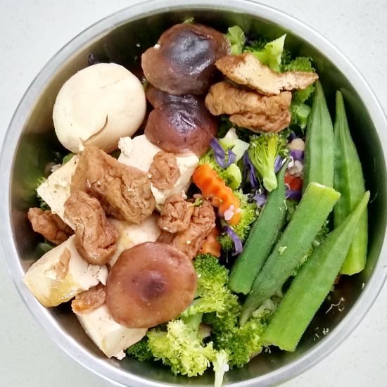 Five-Spice Braised Tofu Mushrooms - Recipe photo by escapetofood