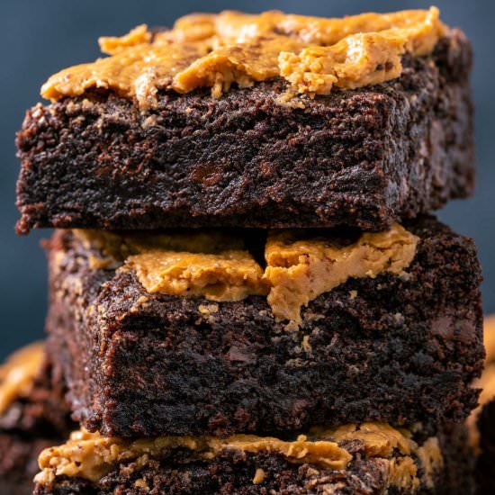 Vegan Peanut Butter Brownies - Recipe photo by lovingitvegan