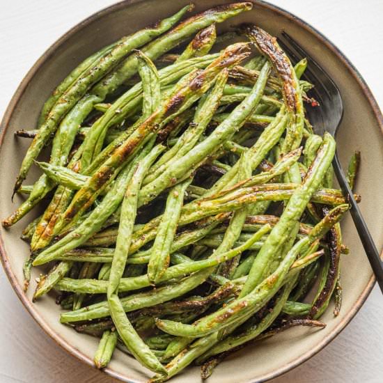 Roasted Garlic Green Beans - Recipe photo by nourishandfete