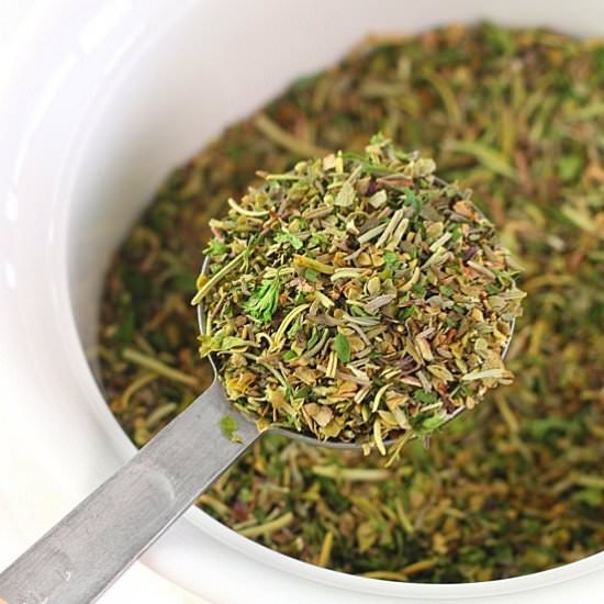 homemade Italian seasoning - Recipe photo by nowcookthis