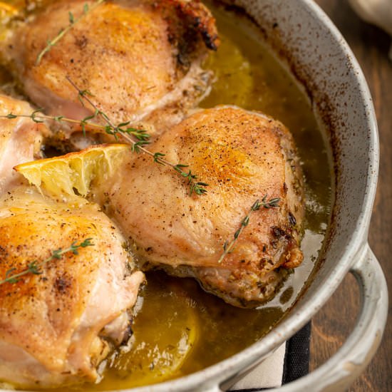 Simple Lemon and Garlic Chicken - Recipe photo by Lokness