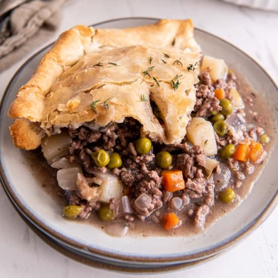Ground Beef Pot Pie - Recipe photo by Neighborfood