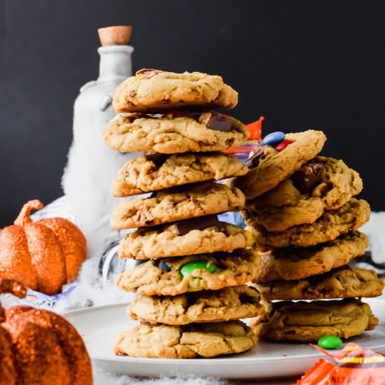 Halloween Candy Cookies - Recipe photo by apaigeofpositivity