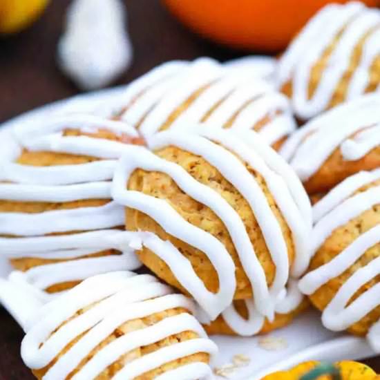 Pumpkin Oatmeal Cookies - Recipe photo by peasandpeonies