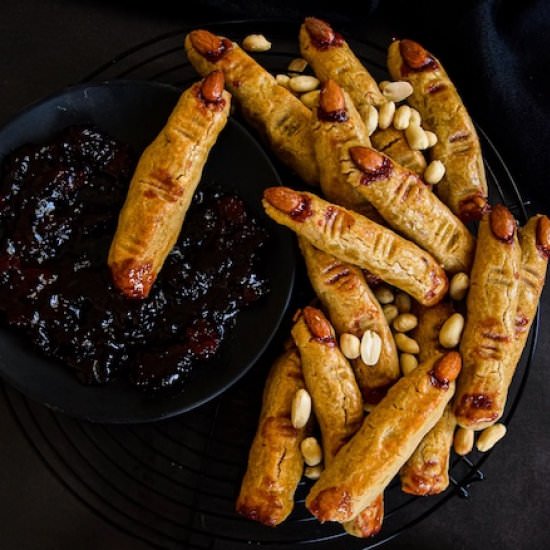 Peanut Butter Jelly Finger Cookies - Recipe photo by Annikaeats