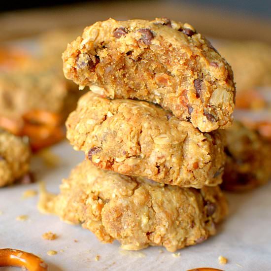 GF Peanut Butter Pretzel Cookies - Recipe photo by Athletic Avocado