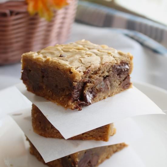 Brown Butter Blondies - Recipe photo by MyRecipeReviews