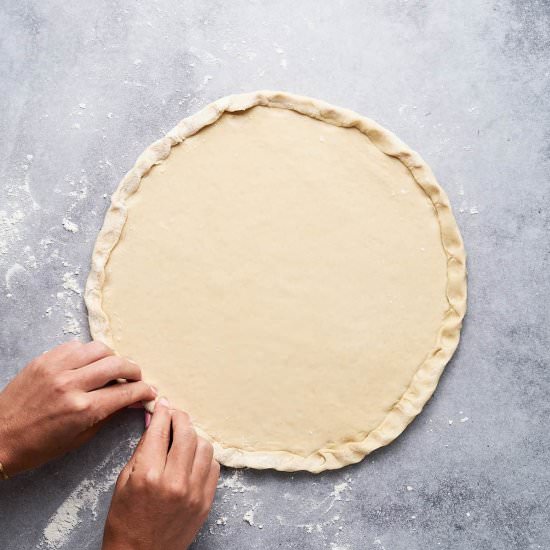 Easy pizza dough - Recipe photo by brokebankvegan