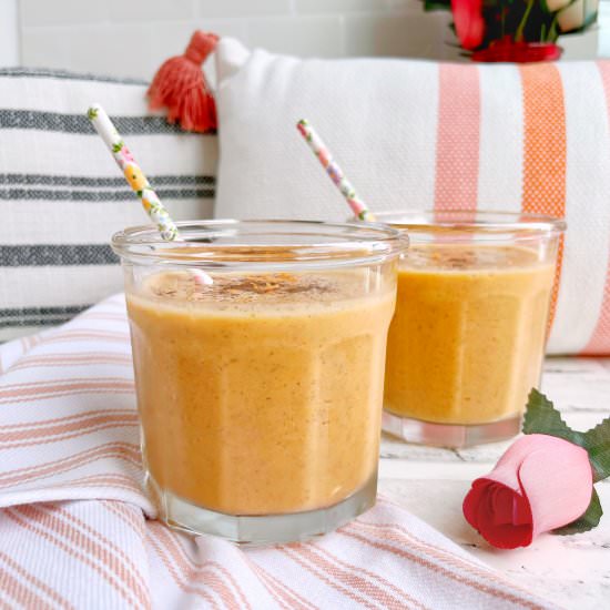 Carrot Cake Smoothie - Recipe photo by Theyummymuffin