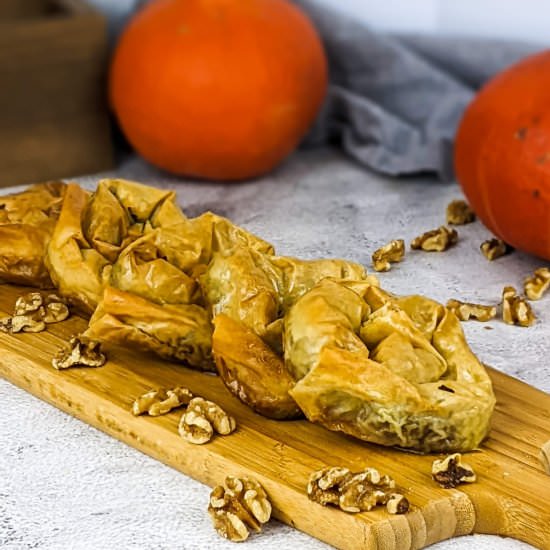Greek Sweet Pumpkin Pie Swirls - Recipe photo by mamazilla
