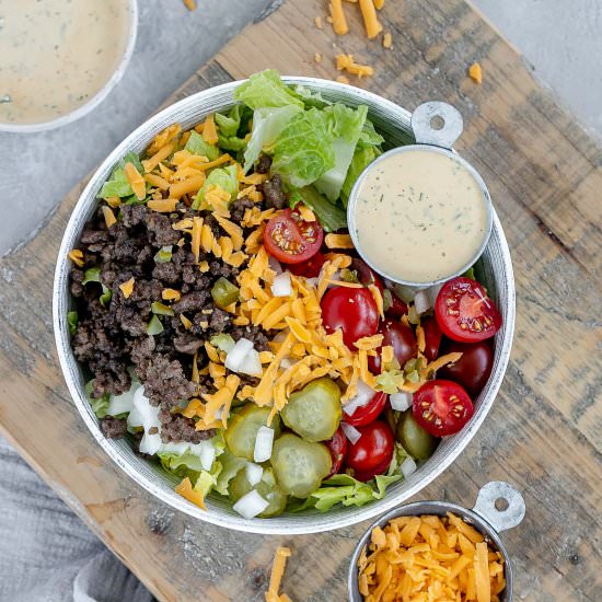 Healthy Cheeseburger Salad - Recipe photo by holistic.foodie