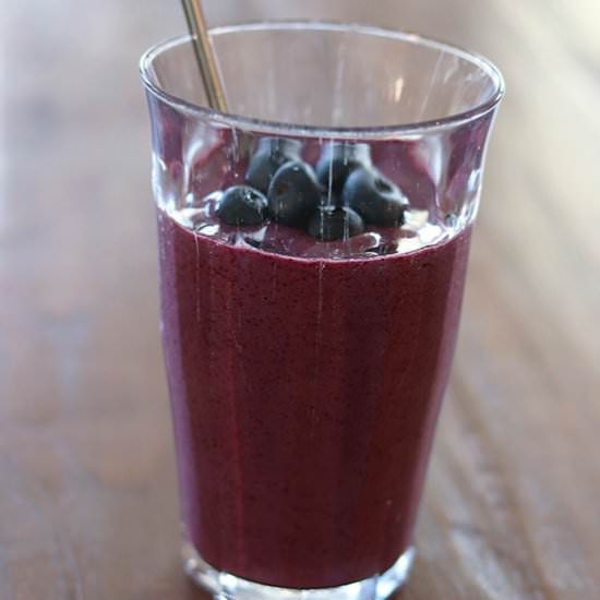 Blueberry Kefir Smoothie - Recipe photo by onehappydish