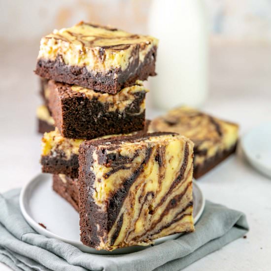Cream Cheese Swirl Brownies - Recipe photo by bunsenburnerbakery