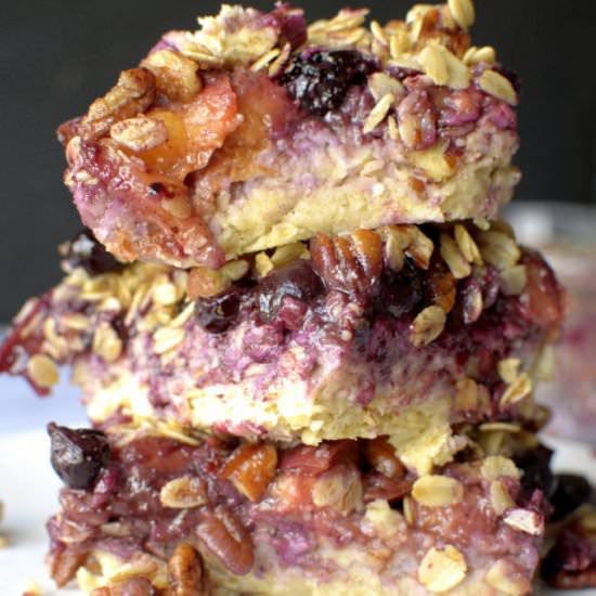 Blueberry Peach Baked Oatmeal - Recipe photo by Athletic Avocado