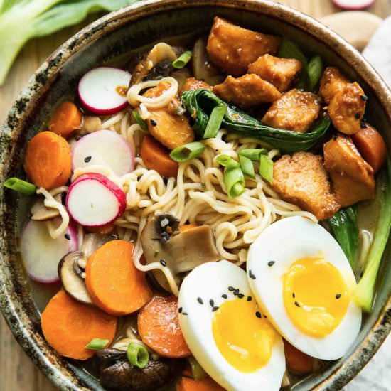 Spicy Chicken Ramen - Recipe photo by Jar Of Lemons