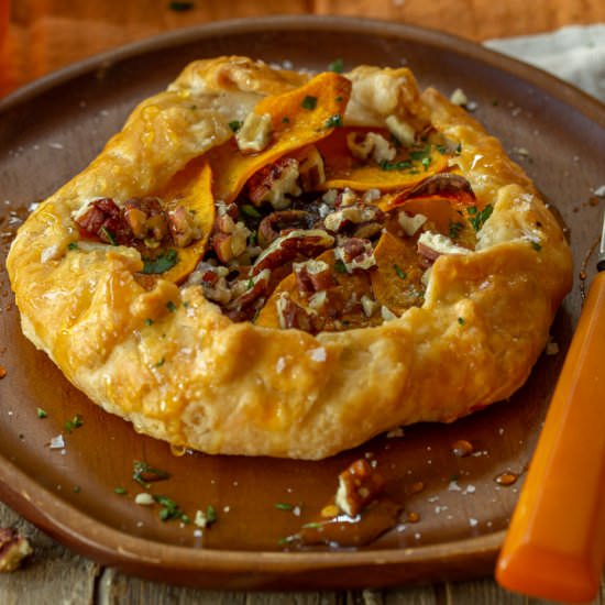 Mini Butternut Squash Galettes - Recipe photo by tenpoundcakecompany