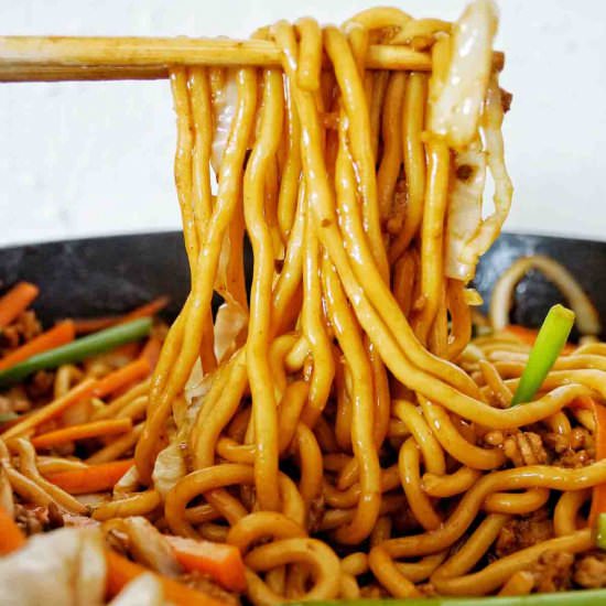 Ground Pork Yaki Udon Noodles - Recipe photo by SweetCaramelSunday
