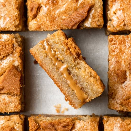 Biscoff Blondies - Recipe photo by cookiedoughdiaries