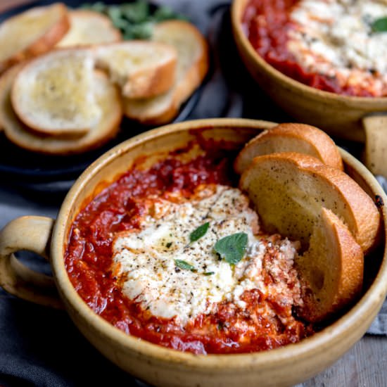 Baked Goat Cheese with Marinara - Recipe photo by farmflavor