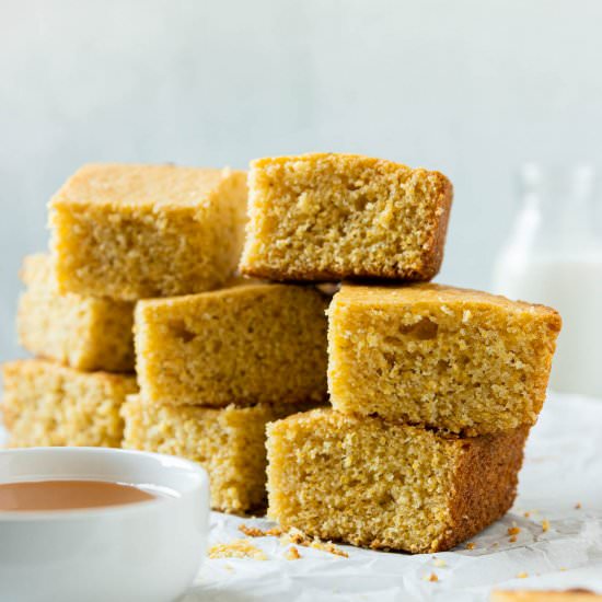 Dairy-Free Cornbread - Recipe photo by MaesMenu