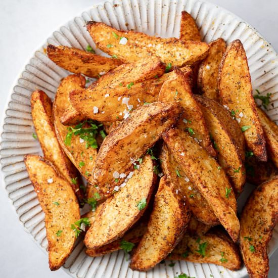 Air Fryer Potato Wedges - Recipe photo by The Last Food Blog