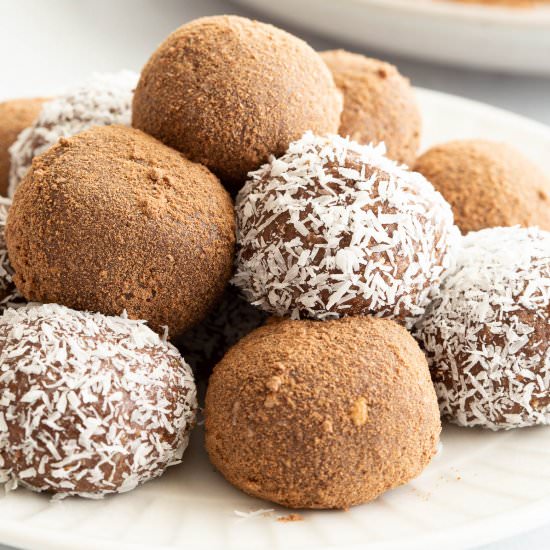 10 Minute Chocolate Coconut Balls - Recipe photo by Wandercooks