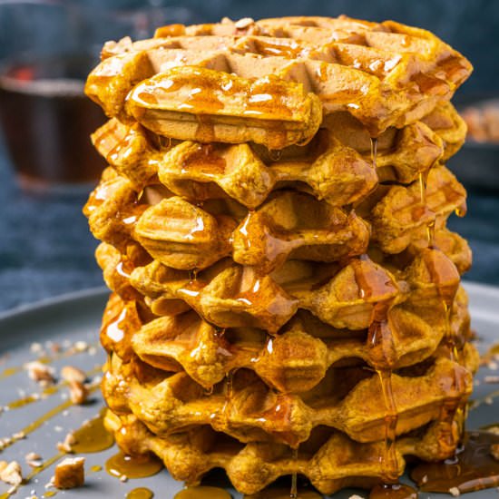 Vegan Pumpkin Waffles - Recipe photo by lovingitvegan