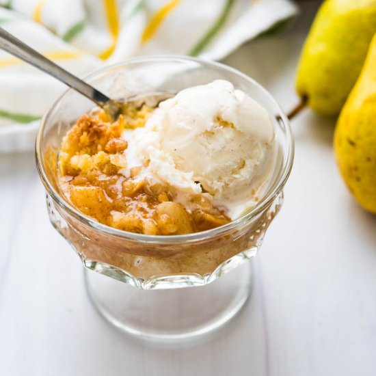 Pear Crumble - Recipe photo by garlic and zest