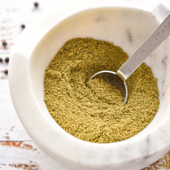 Homemade Poultry Seasoning - Recipe photo by goodnomshoney