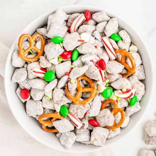 Reindeer Chow Chex Mix - Recipe photo by OnMyKidsPlate