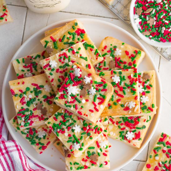 Christmas Shortbread Bars - Recipe photo by Kathryns.kitchen.blog